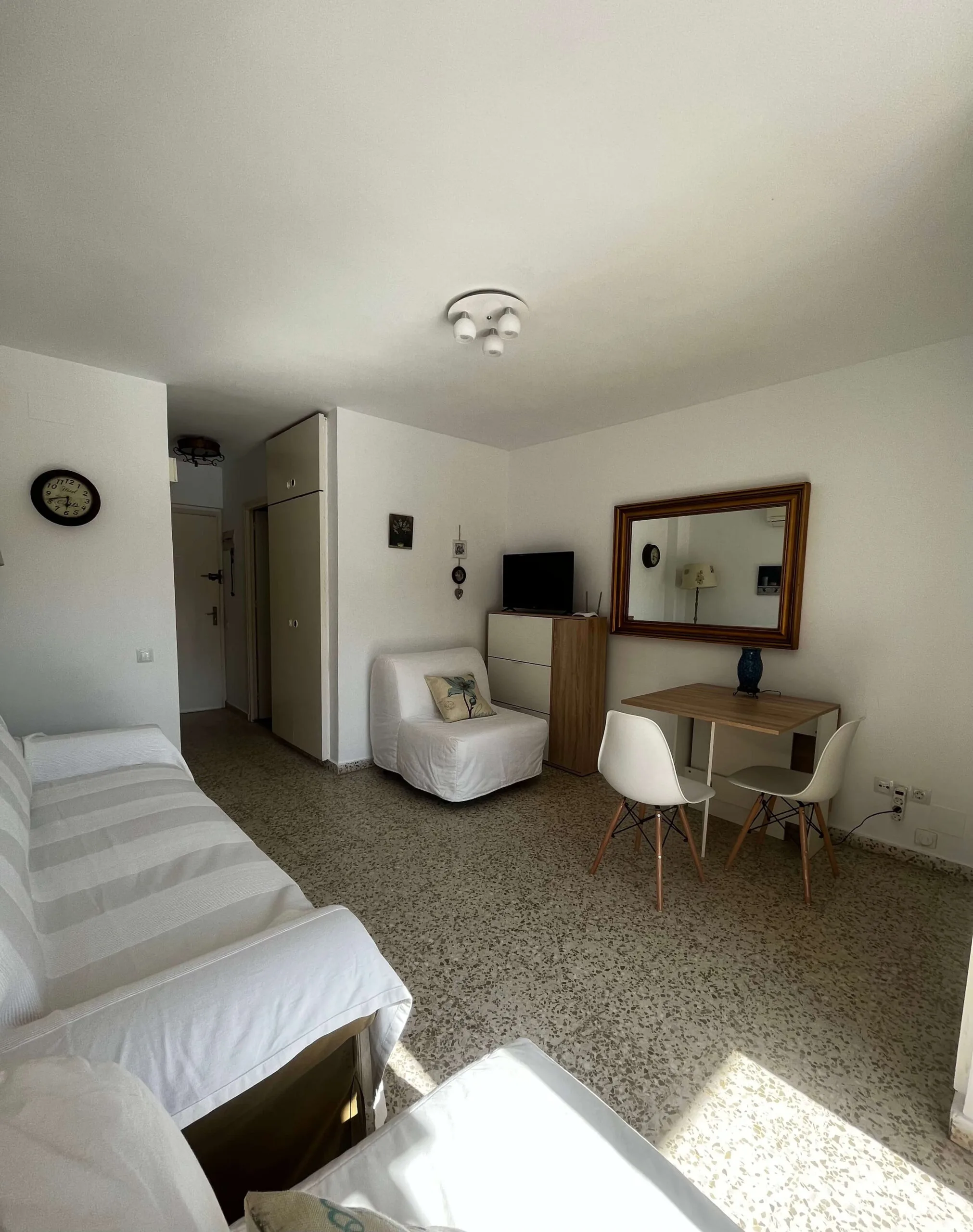 Estudio de playa en Benalmádena gestionado por Opal Properties