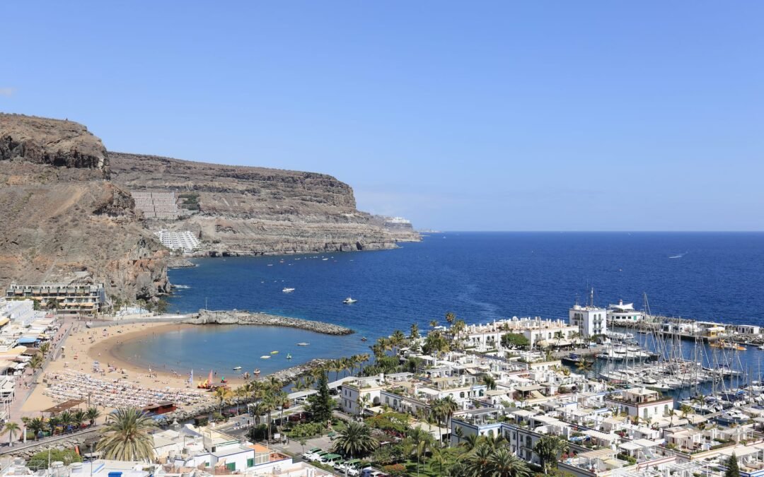 Puerto de Mogán y su playa en Gran Canaria