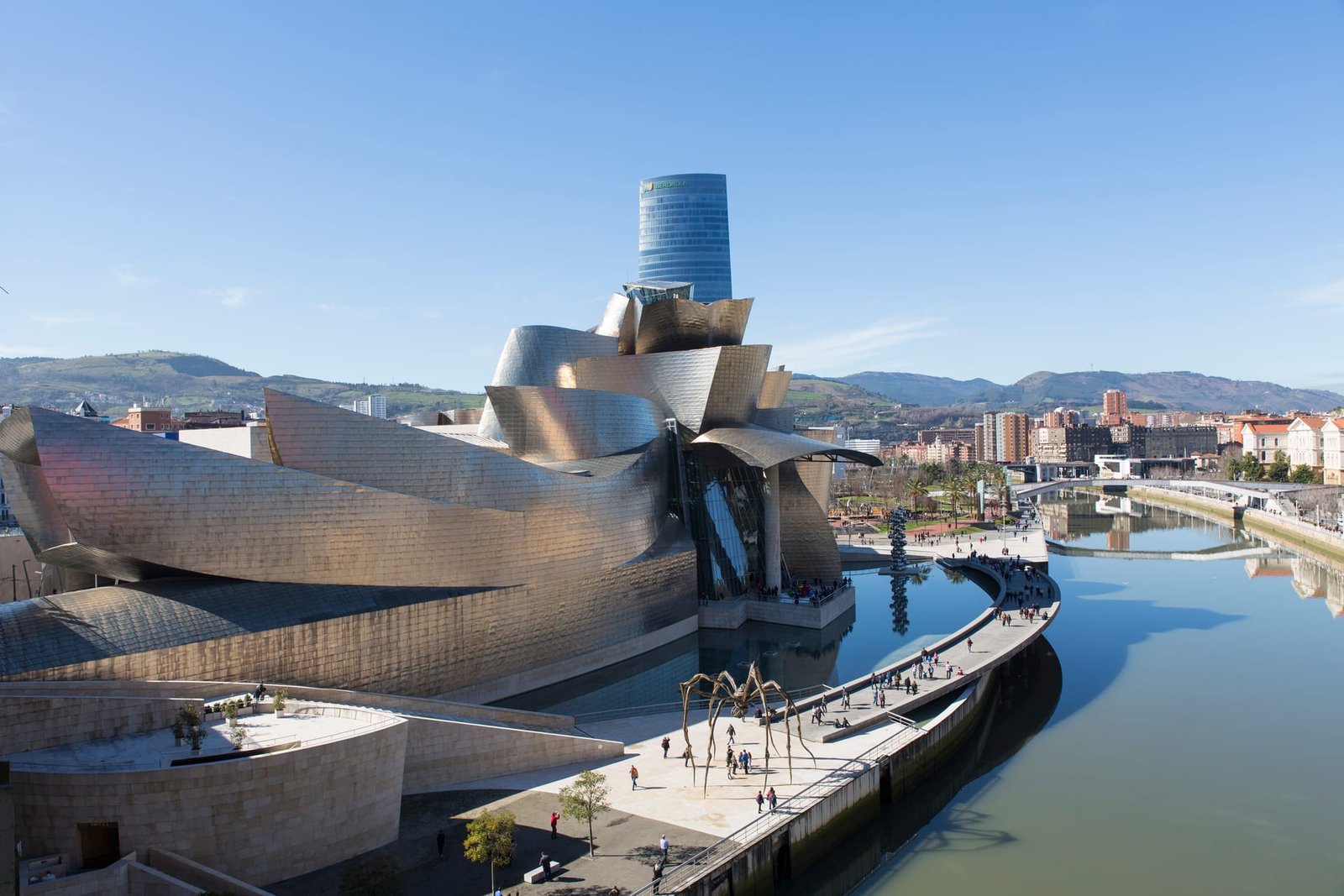 Ría de Bilbao y el Guggenheim