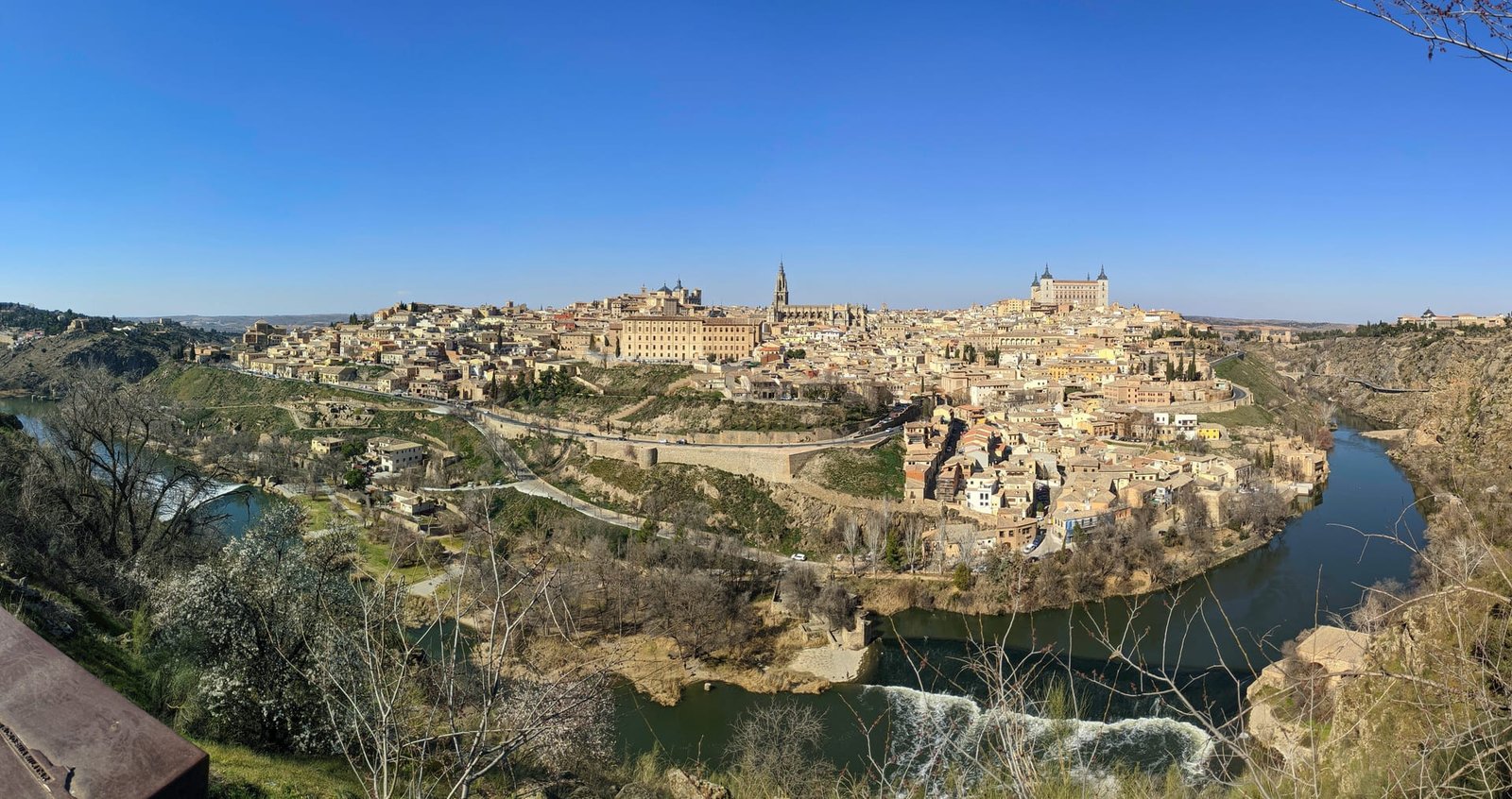 Vista de Toledo y el río Tajo desde el mirador
